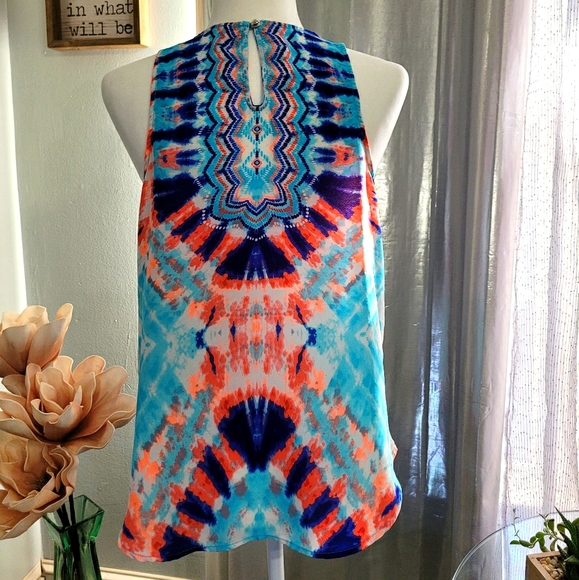 🌞4/$20 Silky Top - Picture 4 of 6